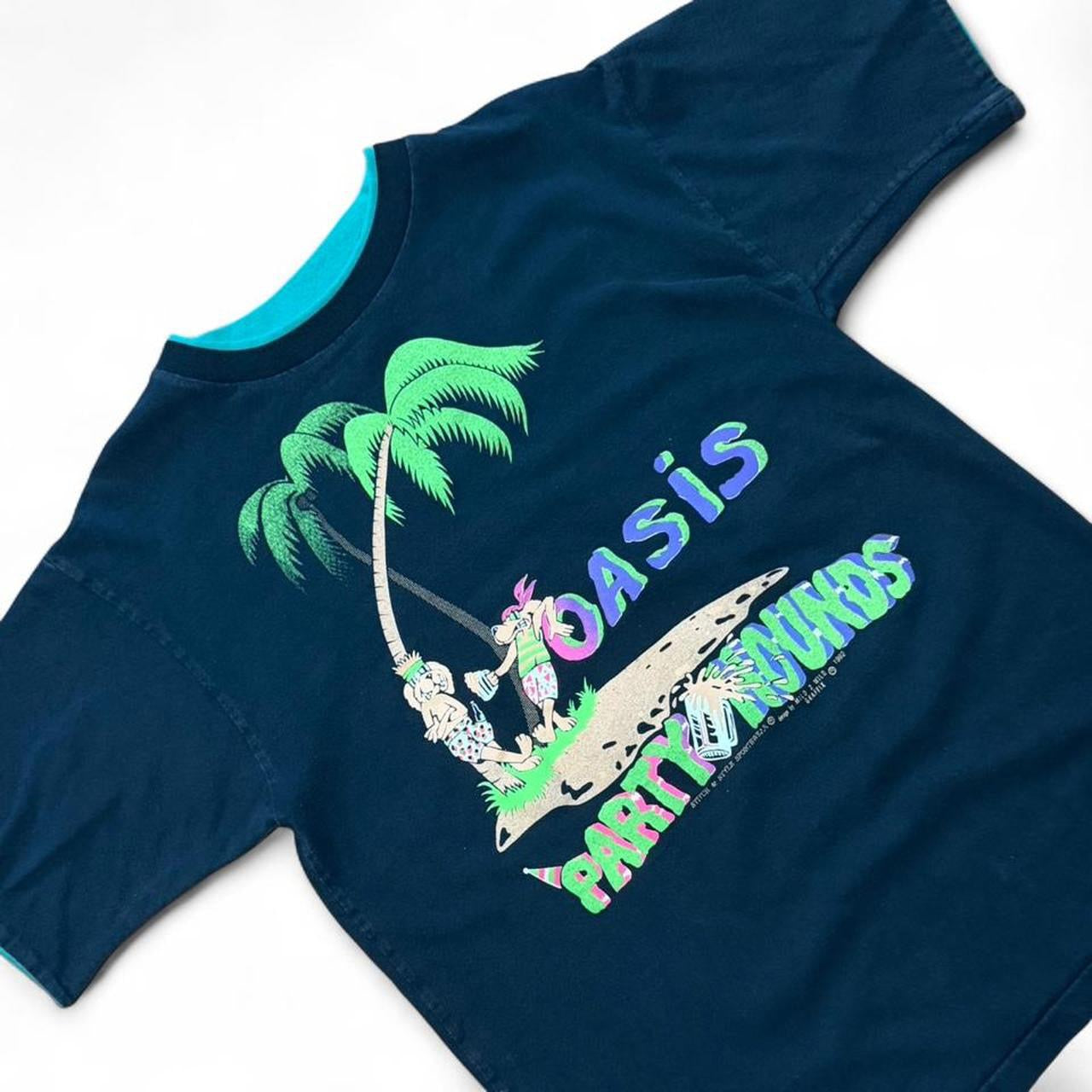 Vintage 90s Oasis Party Hounds Cartoon Beach Palm Tree Animal T-shirt