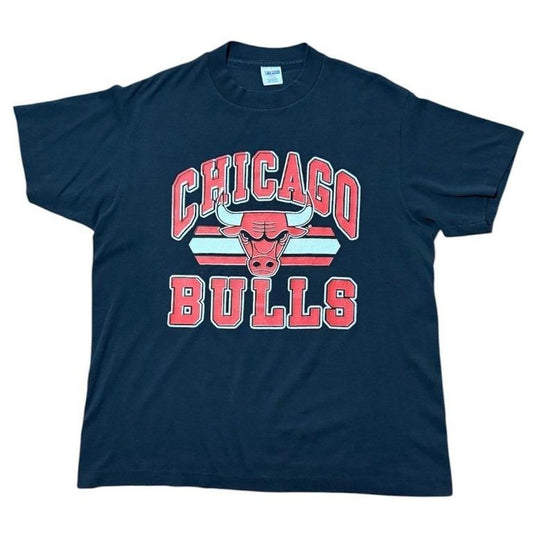 80s Chicago Bulls NBA Basketball Trench Sports USA Graphic T-shirt