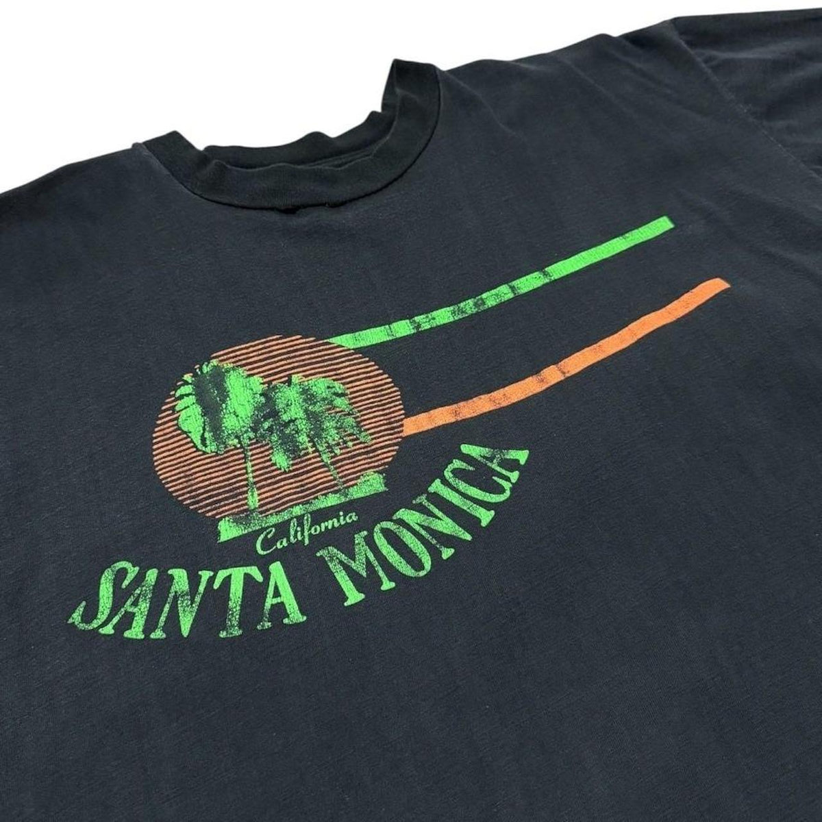 80s Santa Monica California Ocean Beach Surf Distressed Graphic T-shirt