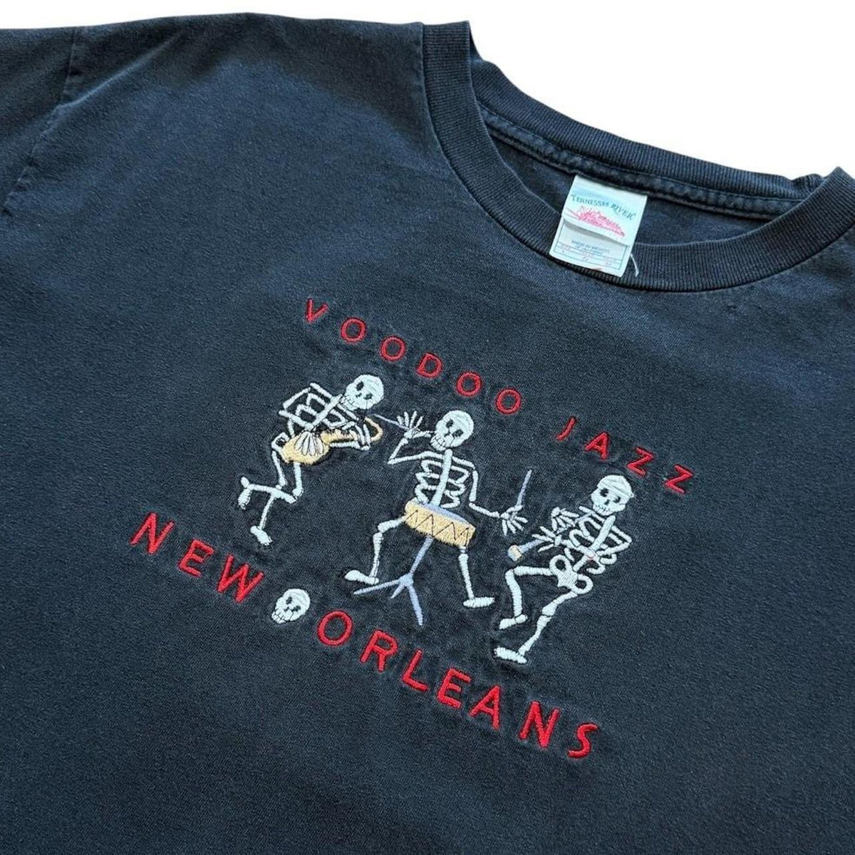 90s Voodoo Jazz New Orleans Spooky Skeletons Embroider Halloween T-shirt