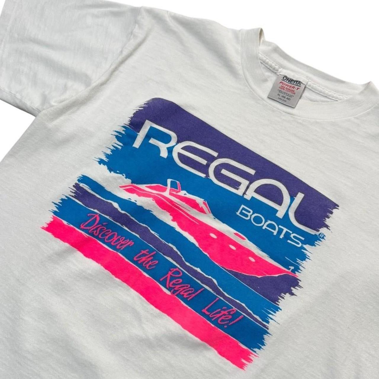 90s Regal Boats Seadoo Yacht Sailing Ocean Beach Graphic Art T-shirt