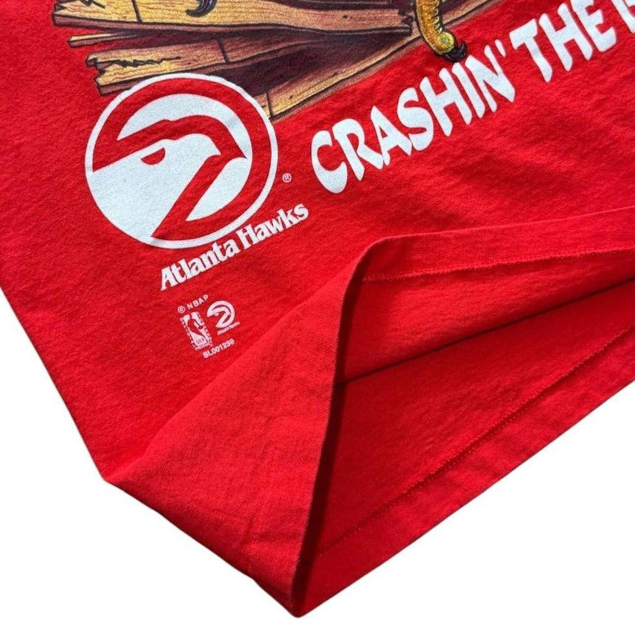 90s Atlanta Hawks Crashin The Board NBA Basketball Sport Graphic T-shirt