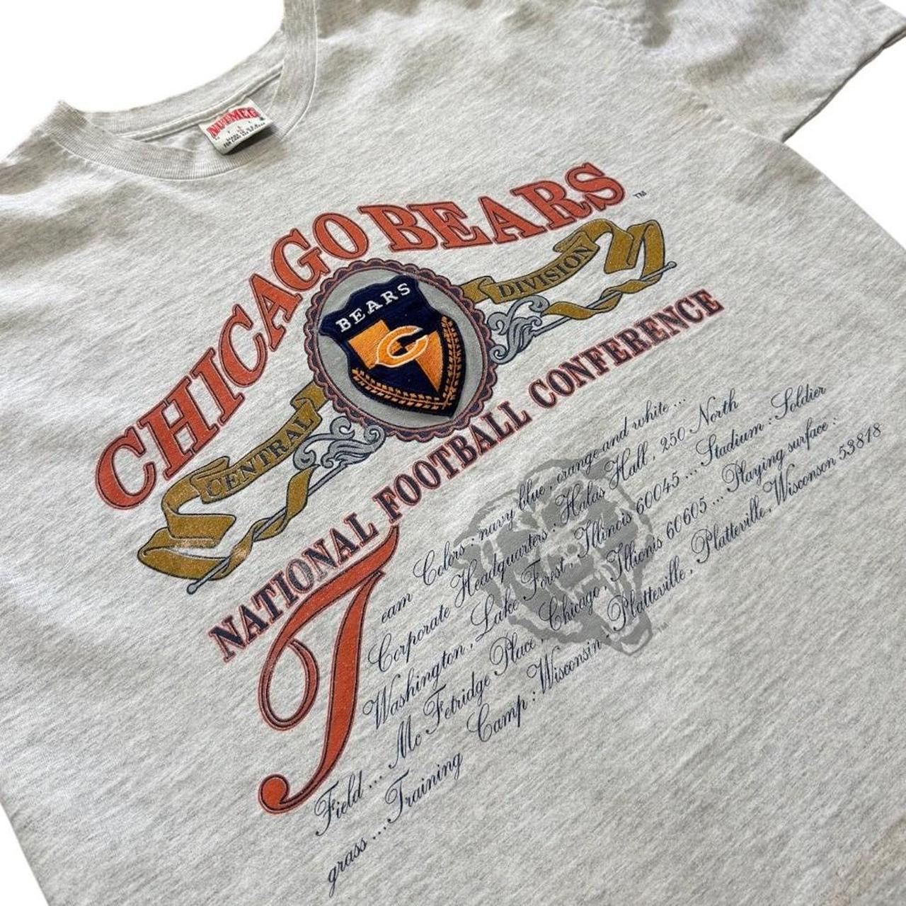 90s Chicago Bears NFL Football Sports Graphic Crest Embroidered T-Shirt