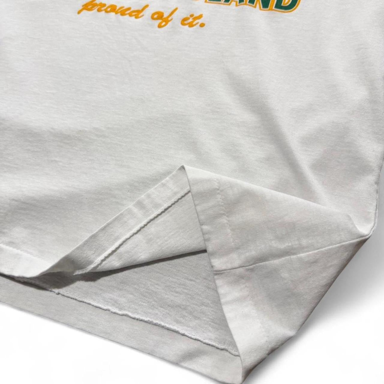 Vintage 90s My Roots Newfoundland Canada Souvenir Graphic Single Stitch T-Shirt