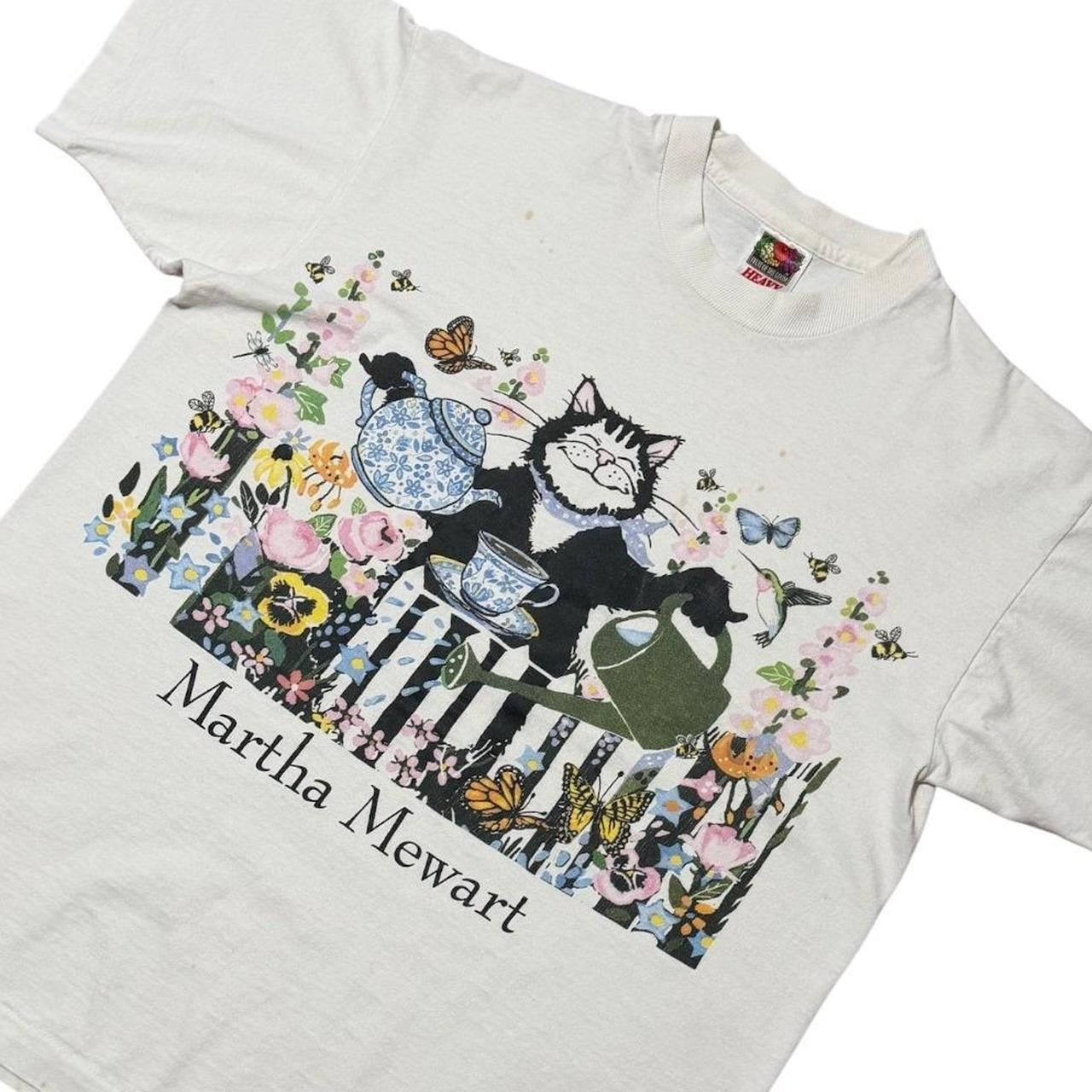 90s Martha Mewart Cat Kitty Funny Animal Cottage Tea Art Graphic T-shirt