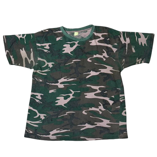 Vintage 80s Green Camouflage Hunting Faded Cotton T-shirt