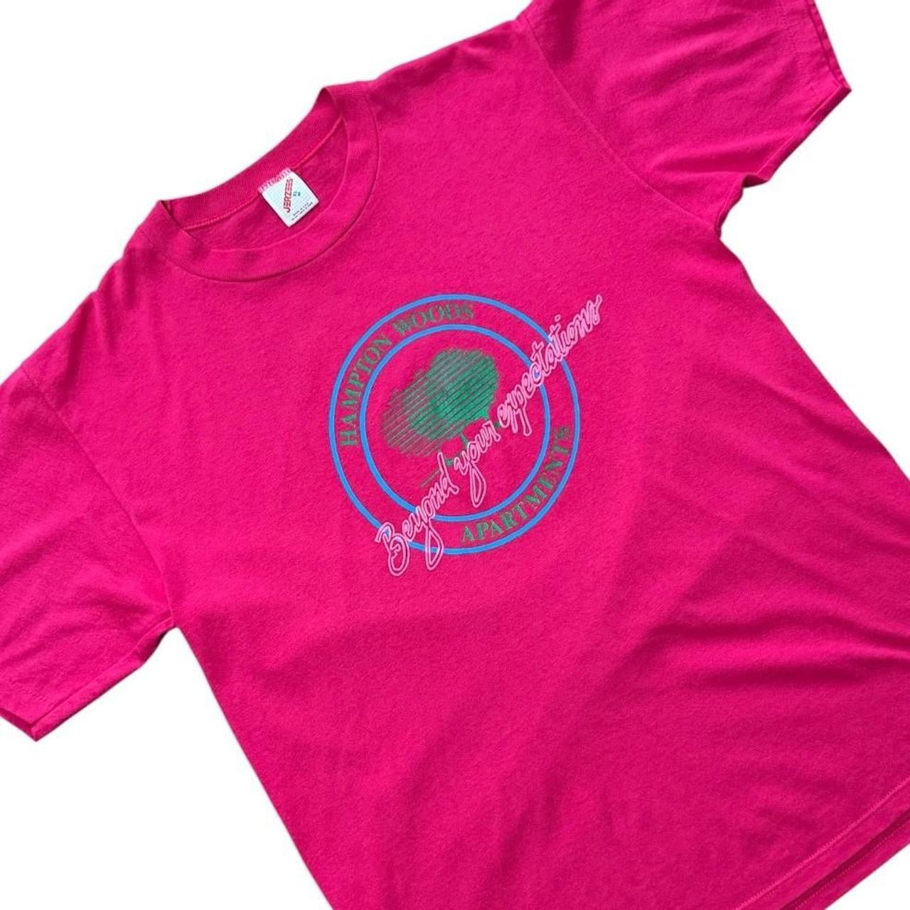 90s Hampton Woods Apartments Pink Retro Graphic USA Souvenir T-shirt