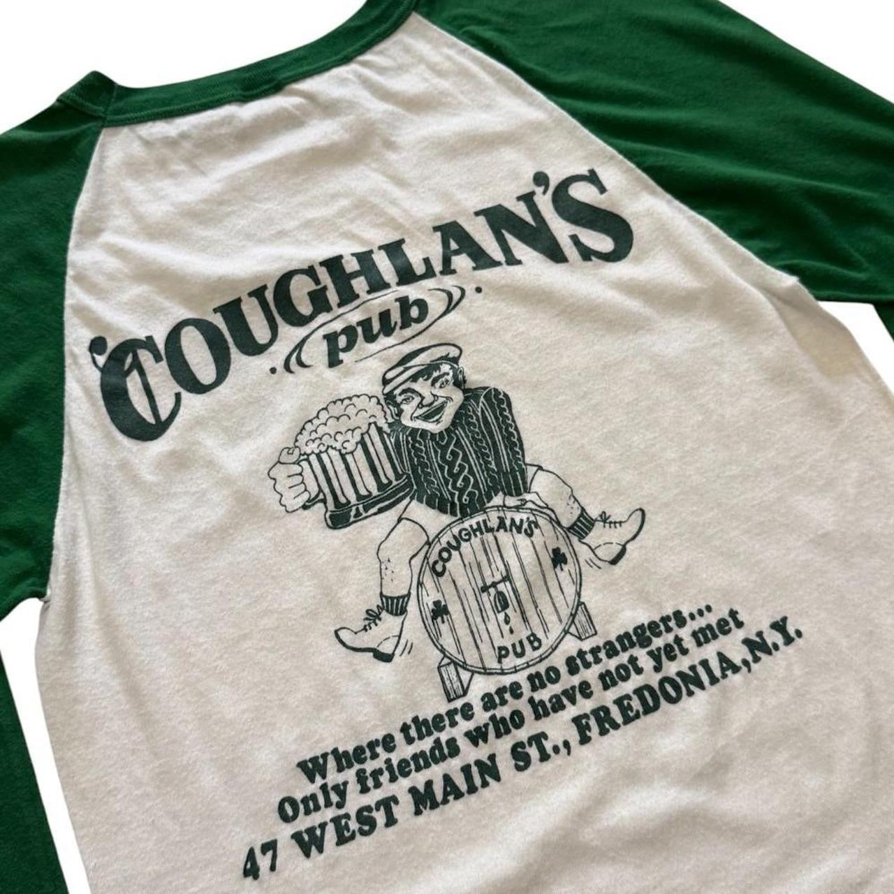 80s Coughlans Pub New York Irish Leprechaun Art Raglan Baseball T-shirt
