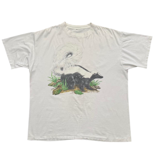 90s Skunk Animal Nature Graphic T-shirt