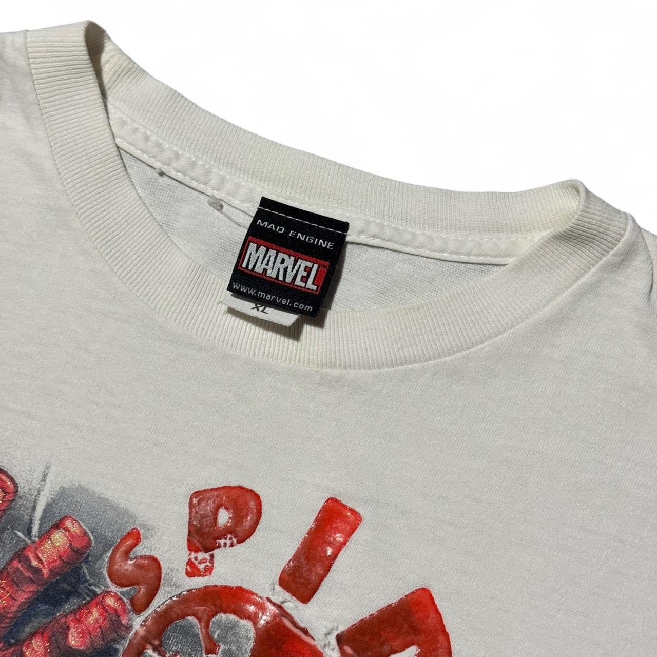 2002 Spiderman Marvel Comics Wall Scaling Sparkle Graphic T-shirt